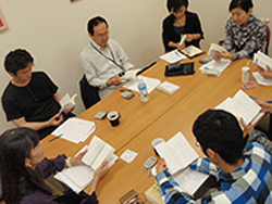 横浜スクールでは、少数制で親切・丁寧な指導を実施! 横浜スクールでは、少数制で親切・丁寧な指導を実施!
